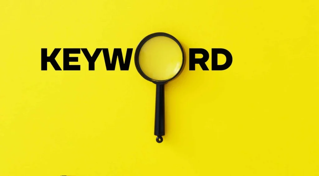 کیورد Keyword کلمه یا عبارتی هست که ما بعنوان تبلیغ کننده در کمپین تعریف میکنیم